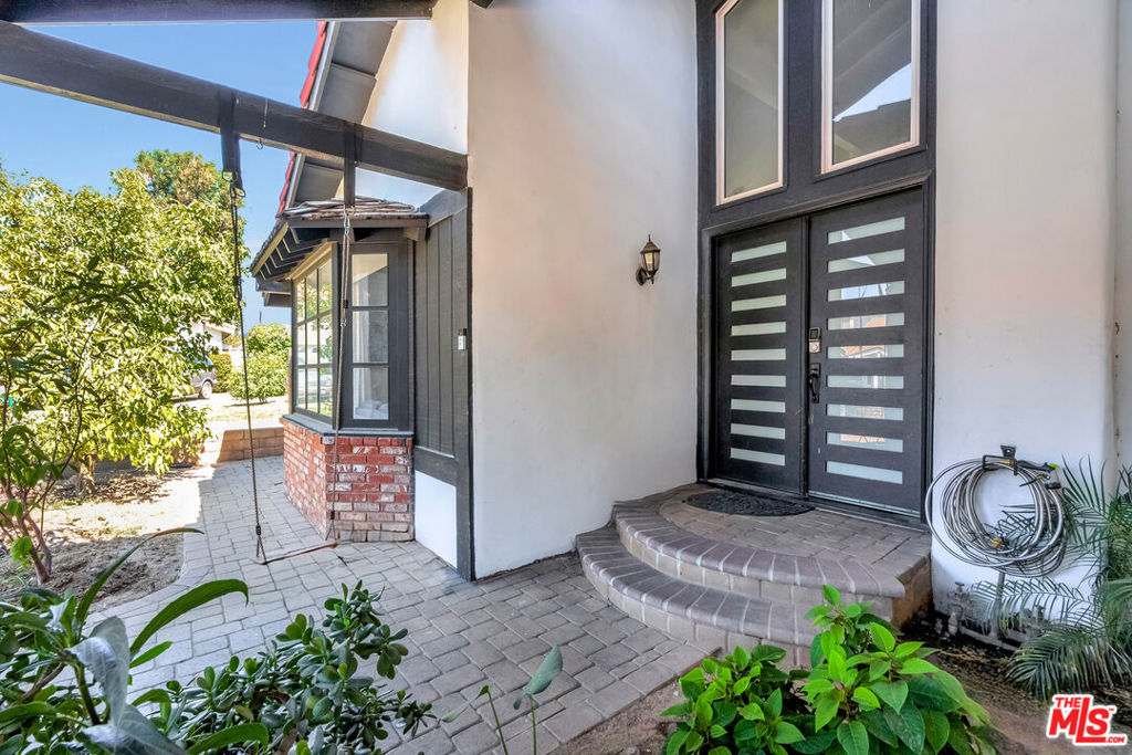 10640 Willowbrae Avenue