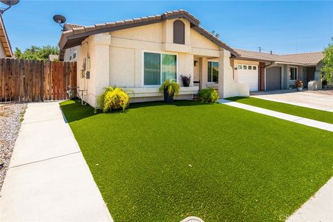 Tiny photo for 1974 Hooper Dr DR, San Jacinto, CA 92583 (MLS # IV26154874)