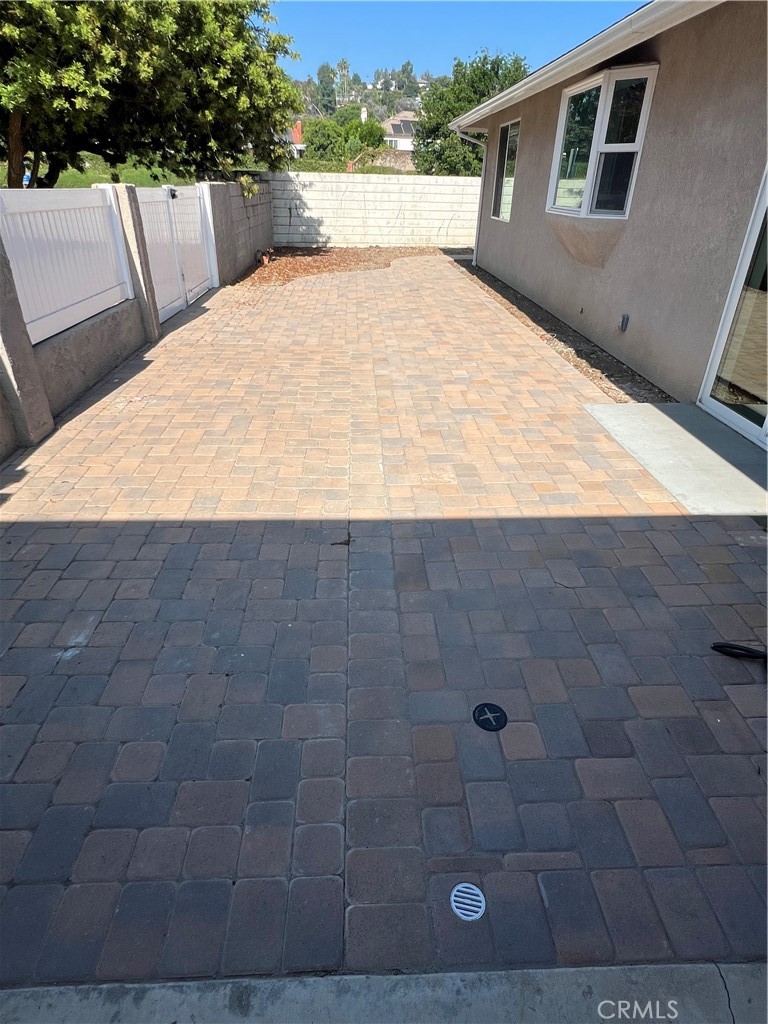 1011 Hyde Park Drive