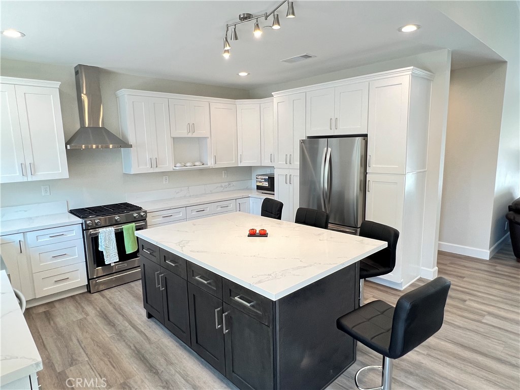 1011 Hyde Park Drive