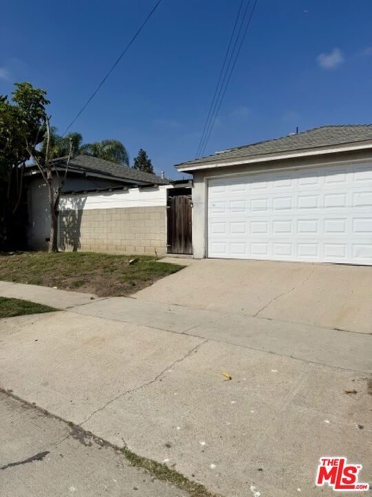 12498 Rubens Avenue