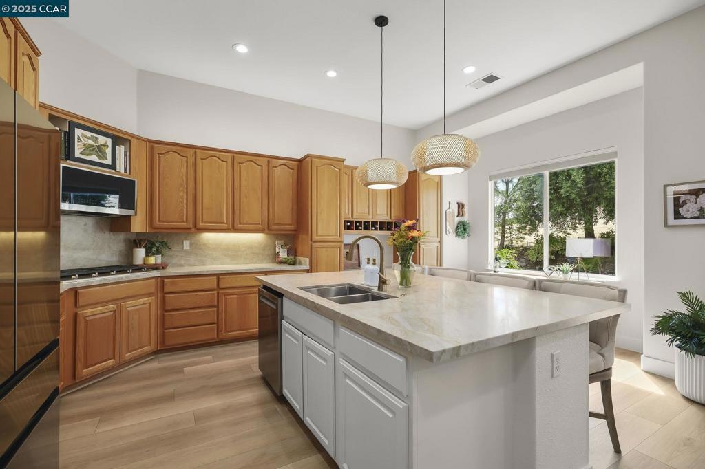 SUMMERSET 2 - Residential