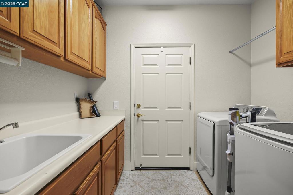 SUMMERSET 2 - Residential