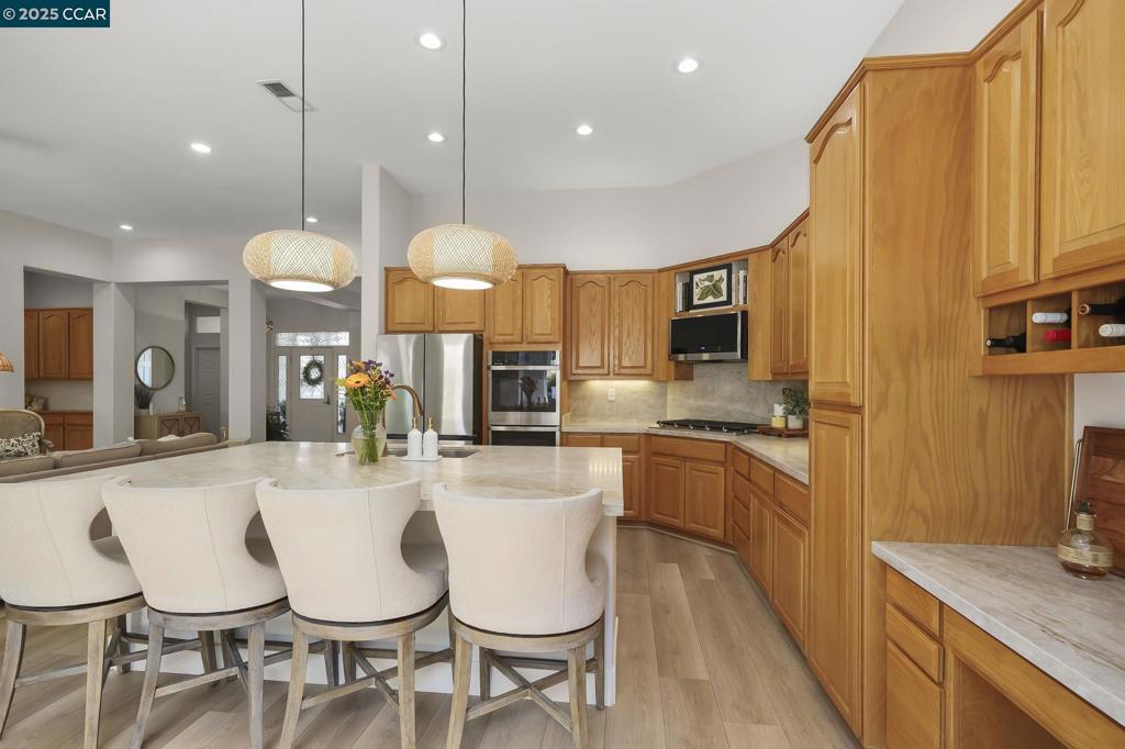 SUMMERSET 2 - Residential