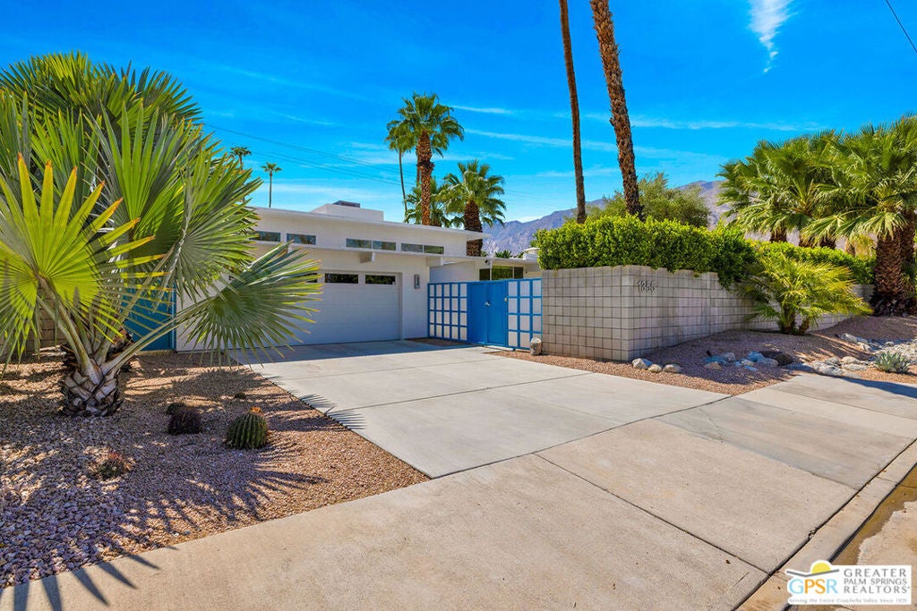 1355 E Sunny Dunes Road