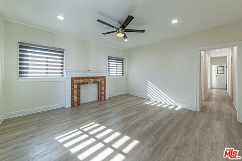 Photo of 801 N Alexandria Avenue, Los Angeles, CA 90029 (MLS # 26827205)