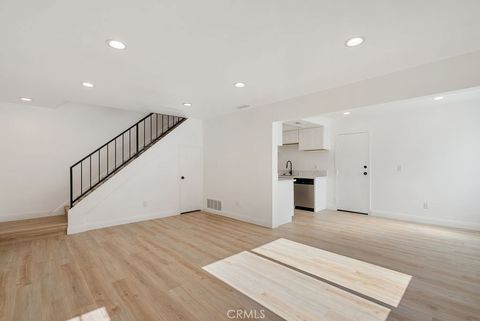 16856 Sierra Vista Cerritos CA 90703