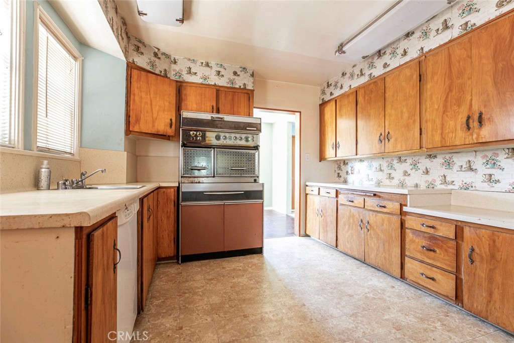 5656 Cartwright