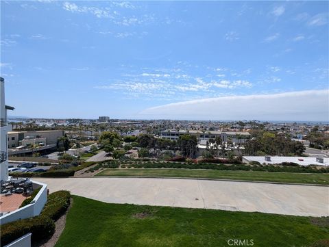 270 Cagney Lane 308 Newport Beach CA 92663