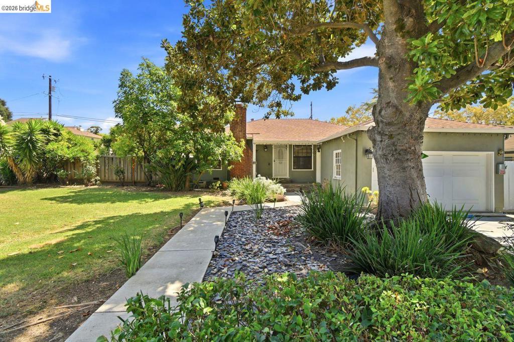 209 Fleming Ave