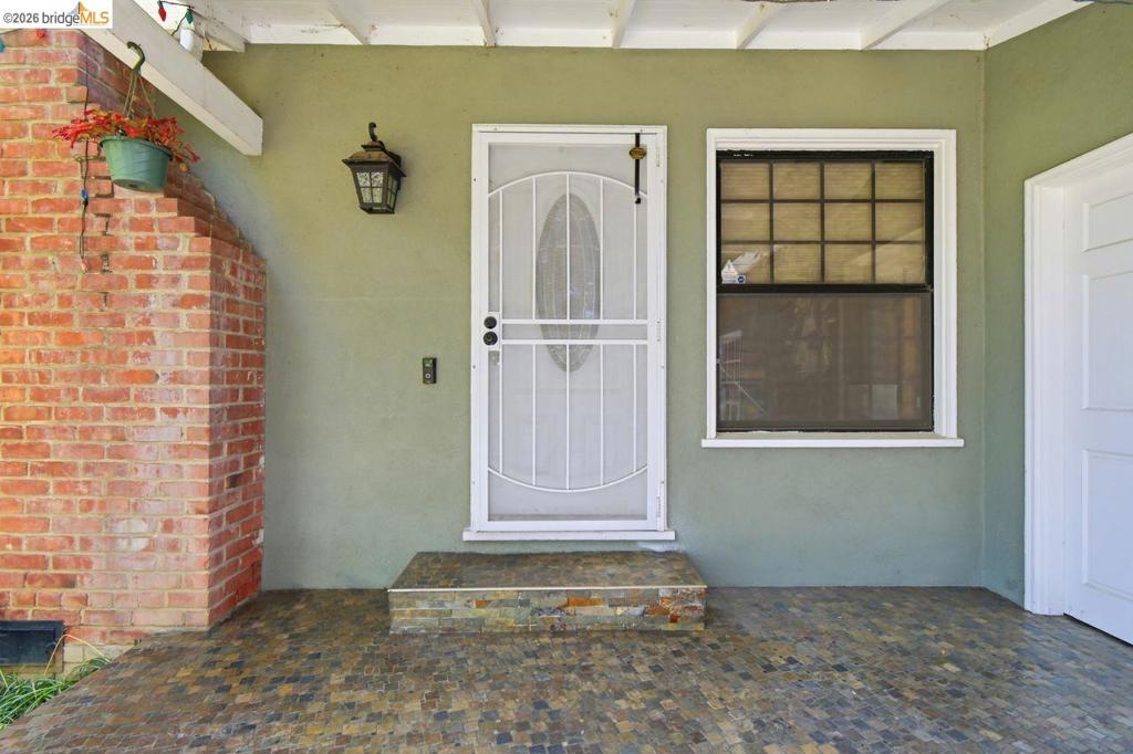 209 Fleming Ave