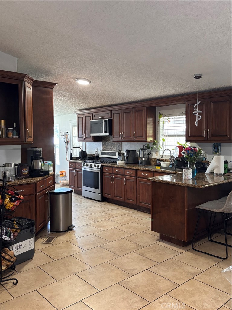 1855 E Riverside Drive E 209