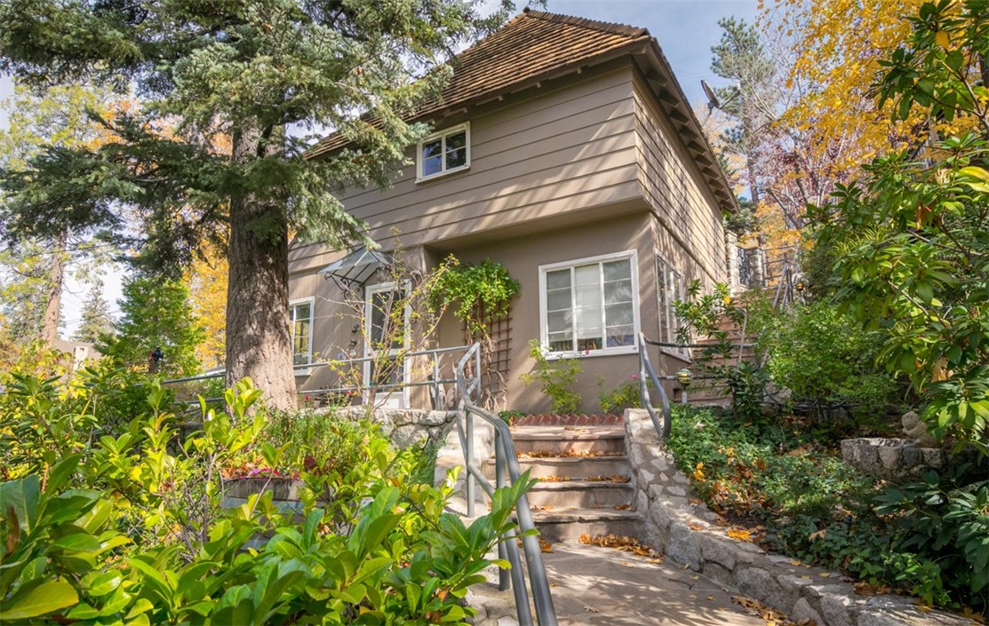 Arrowhead Woods (AWHW) - Residential