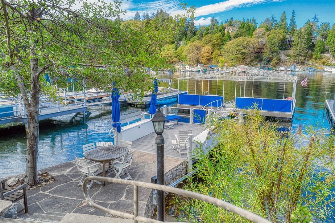 Arrowhead Woods (AWHW) - Residential