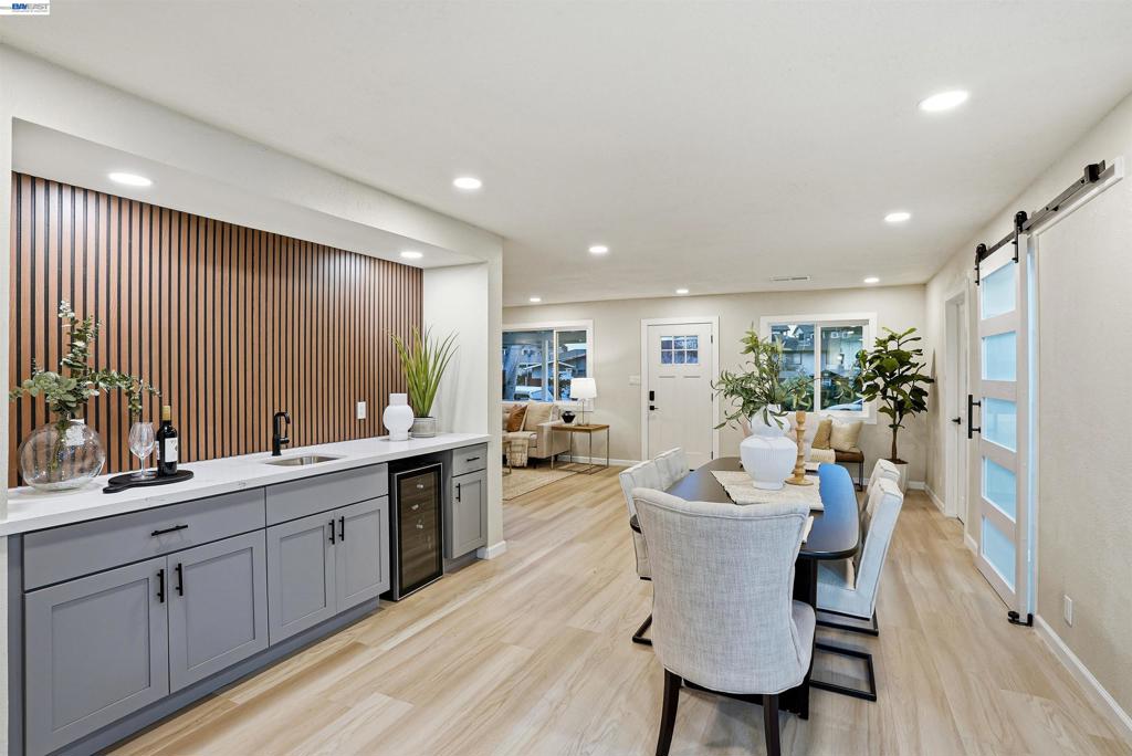 112 Martin Ave Ave