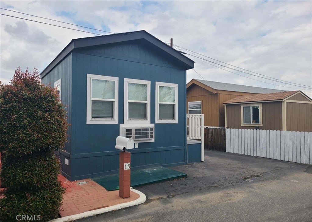 11825 Washington 18