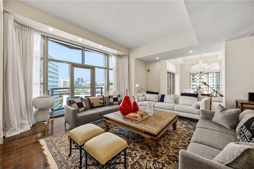 Photo of 10776 Wilshire Boulevard #901, Los Angeles, CA 90024 (MLS # PW25114364)