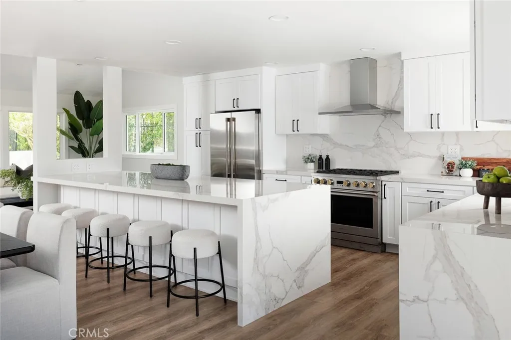 Yorba Linda, California 92887, United States, 4 Bedrooms Bedrooms, ,3 BathroomsBathrooms,Residential,Pending,205670