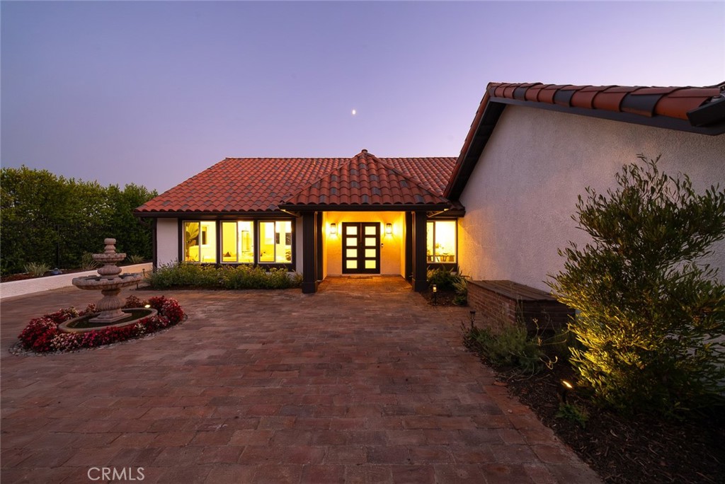 Semi-Custom Single Story Estate - Residential