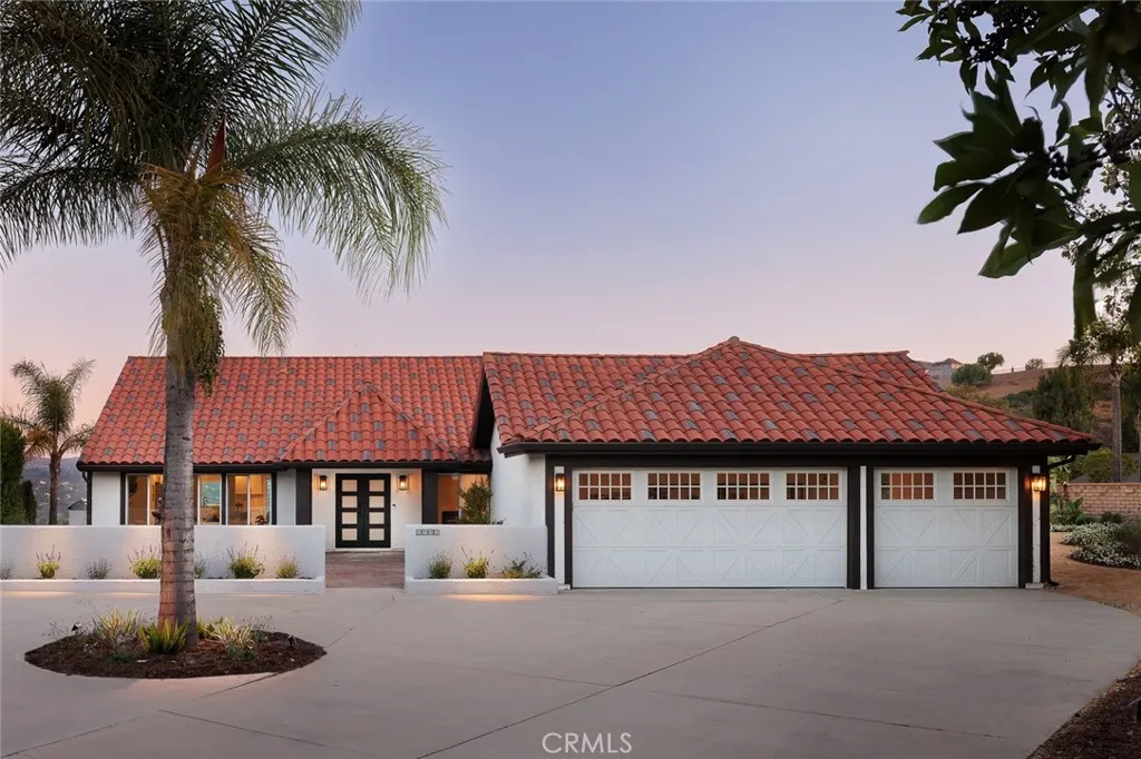 Yorba Linda, California 92887, United States, 4 Bedrooms Bedrooms, ,3 BathroomsBathrooms,Residential,Pending,205670