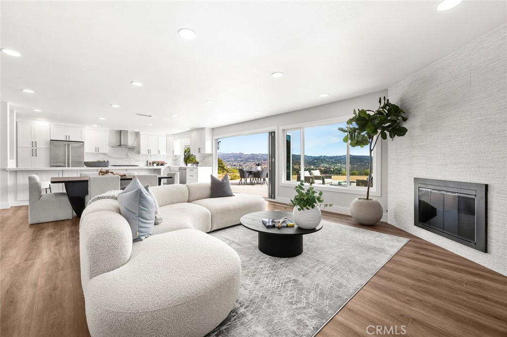 Semi-Custom Single Story Estate - Residential