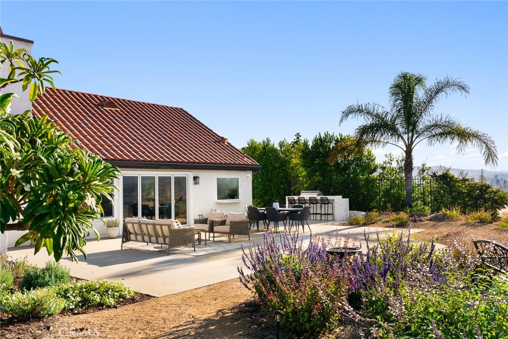 Semi-Custom Single Story Estate - Residential