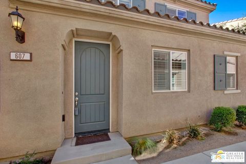 Photo of 607 Calle Vibrante, Palm Desert, CA 92211 (MLS # 26634889PS)