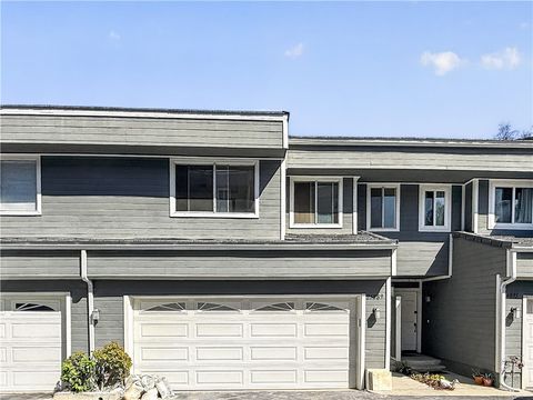 Photo of 24889 Nueva Vista Drive #29, Laguna Niguel, CA 92677 (MLS # OC26090005)