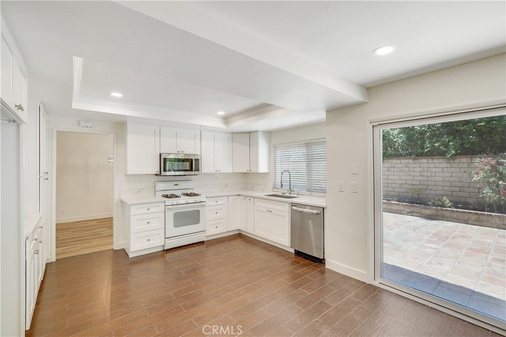 14 Yorktown, Irvine CA 92620 - Photo 12