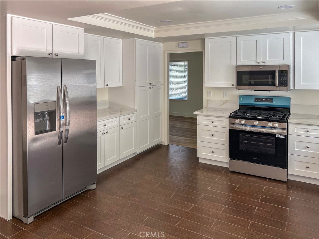 14 Yorktown, Irvine CA 92620 - Photo 17