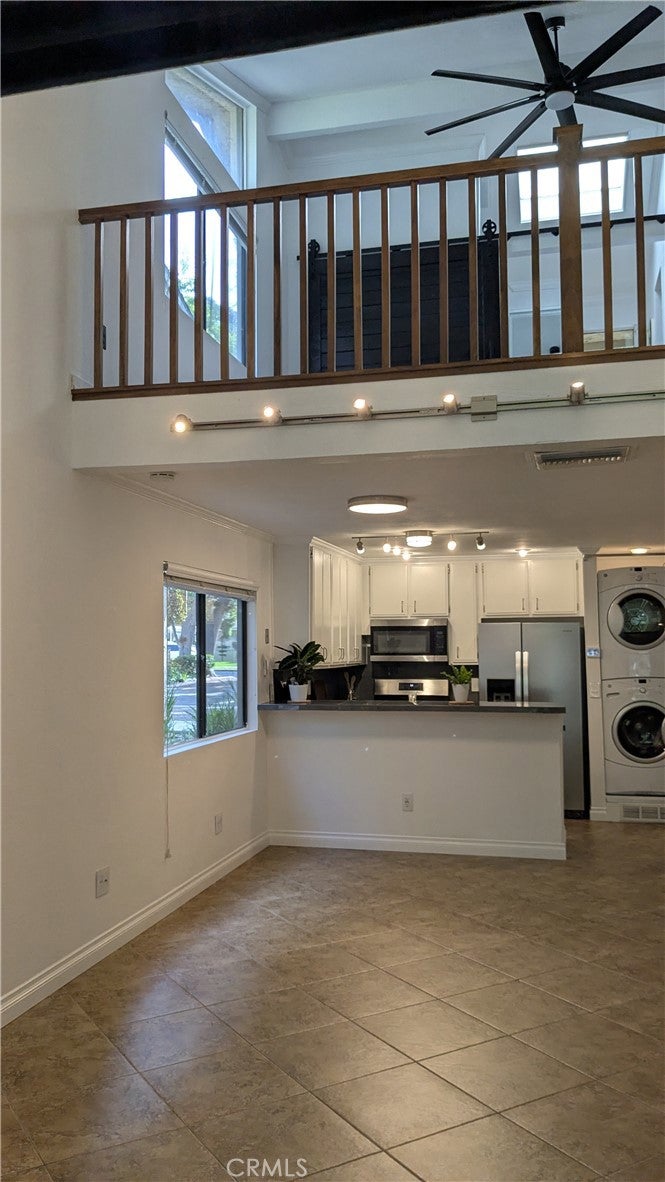 4900 E Chapman 48