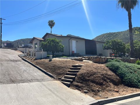 Photo of 9335 Chimney Rock Ln Ln, El Cajon, CA 92021 (MLS # SW26066141)