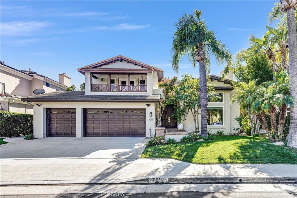 Photo of 7315 Rutherford Hill Dr, West Hills, CA 91307 (MLS # SR26054439)