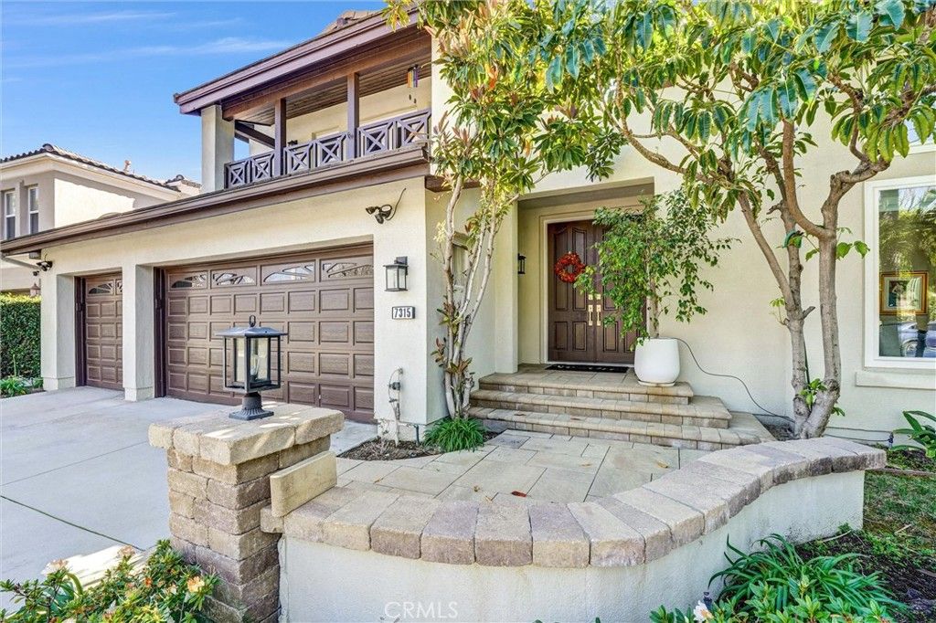 Photo of 7315 Rutherford Hill Dr, West Hills, CA 91307 (MLS # SR26054439)