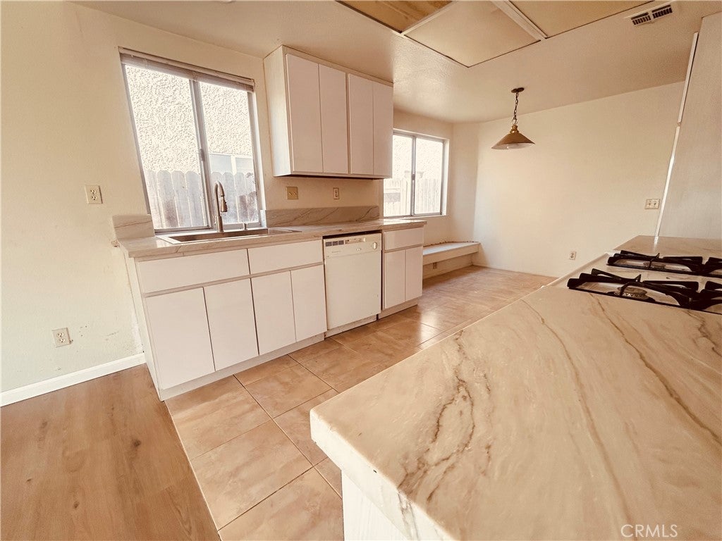 11135 Woodview