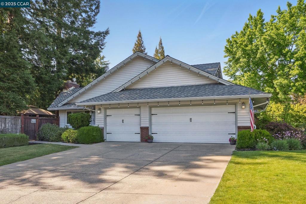 235 Saint Paul Dr