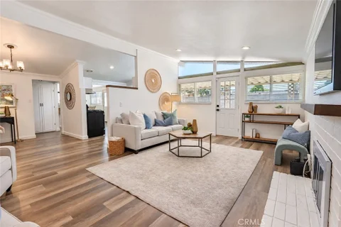 MLS: OC26215776
