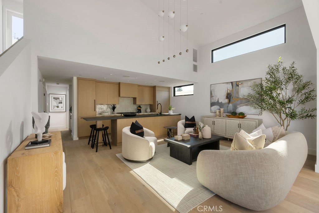 512 1/2 Marigold Avenue