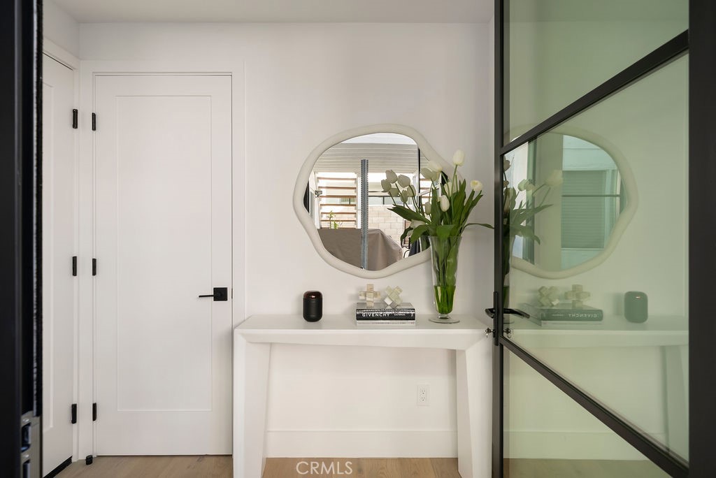 Corona del Mar North of PCH (CNHW) - Residential