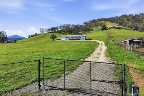 2805 Smith Lane Clearlake CA 95422