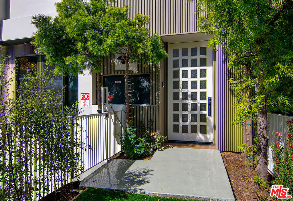 1621 S Bedford Street