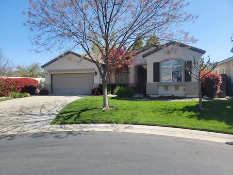 Photo of 9608 Crystal Bay Lane, Elk Grove, CA 95758 (MLS # ML82034530)