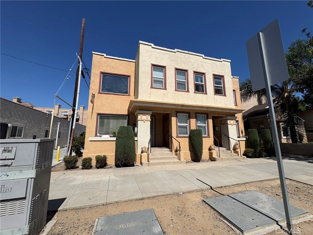 617 West 3rd Street