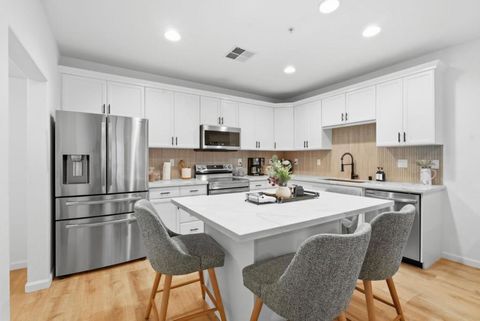 Photo of 88 N Jackson Avenue #211, San Jose, CA 95116 (MLS # ML82038466)