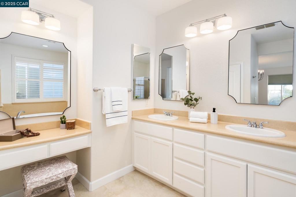 WINDEMERE - Residential