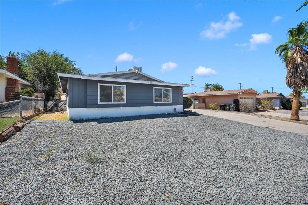14414 Hesperia Rd Road