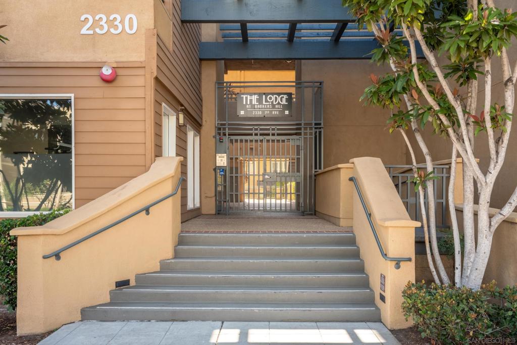 2330 1st Ave 115