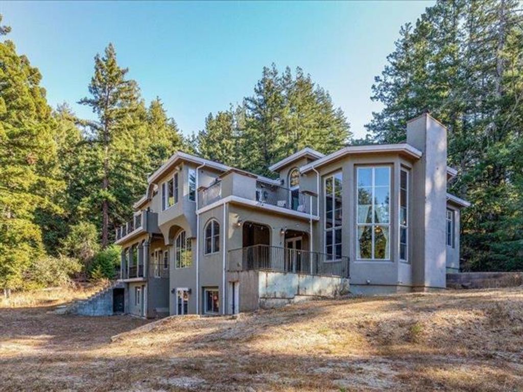 Photo of 24541 Miller Hill Road, Los Gatos, CA 95033 (MLS # ML82040280)