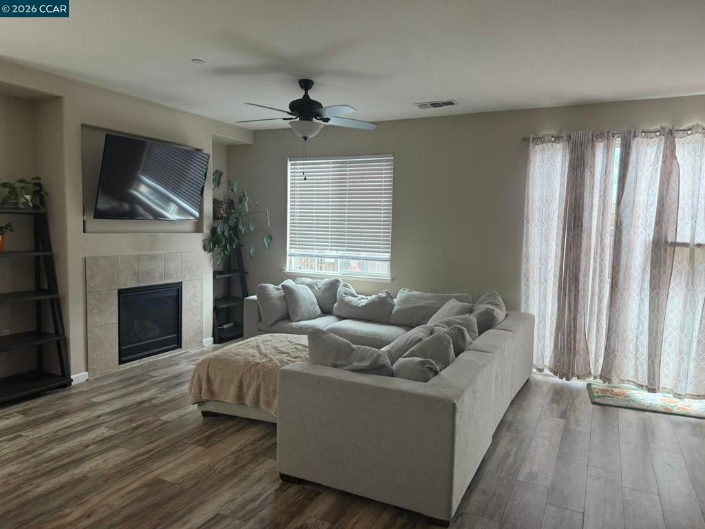 53 Halsey Ct