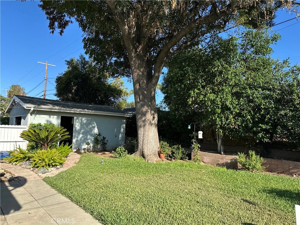 Photo of 16817 Index Street, Granada Hills, CA 91344 (MLS # SW25223968)